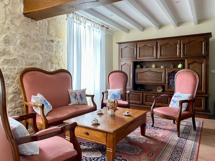 Image No.1-4 Bed House for sale