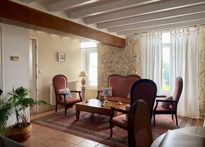 Image No.2-4 Bed House for sale