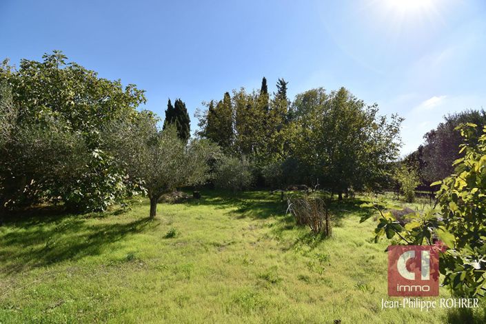 Image No.14-4 Bed House for sale