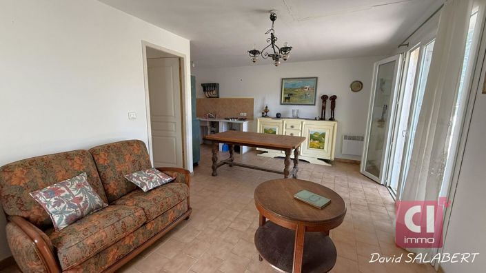 Image No.10-4 Bed House for sale