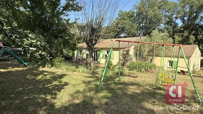 Image No.16-4 Bed House for sale