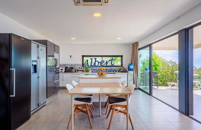 Image No.3-3 Bed House for sale