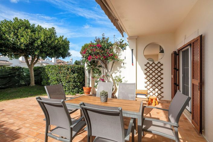 Image No.11-3 Bed House for sale