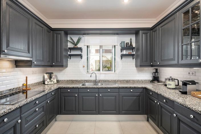 Image No.2-3 Bed House for sale