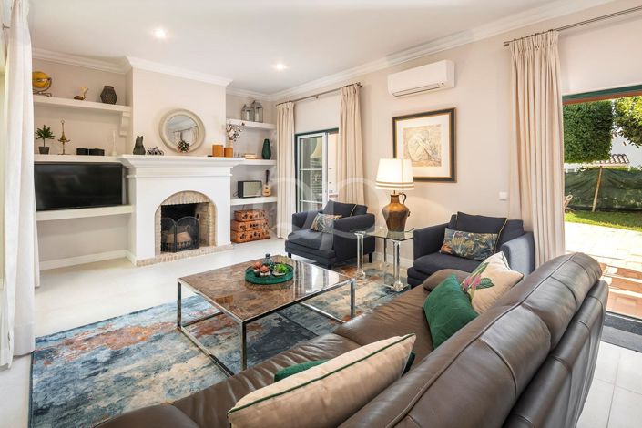 Image No.5-3 Bed House for sale