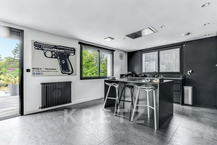 Image No.5-4 Bed House for sale