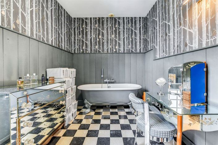 Image No.16-House for sale