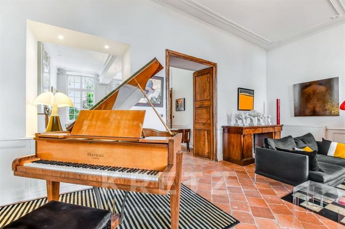 Image No.5-House for sale