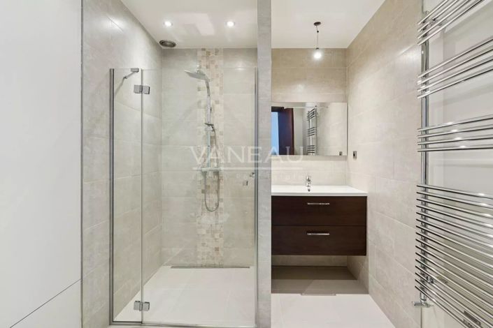 Image No.12-4 Bed Apartment for sale