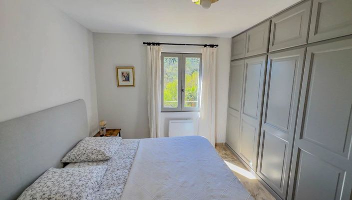 Image No.11-4 Bed House for sale