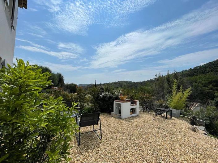 Image No.13-4 Bed House for sale