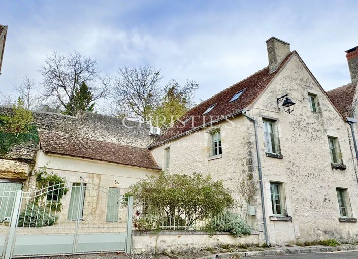 Image No.1-4 Bed House for sale