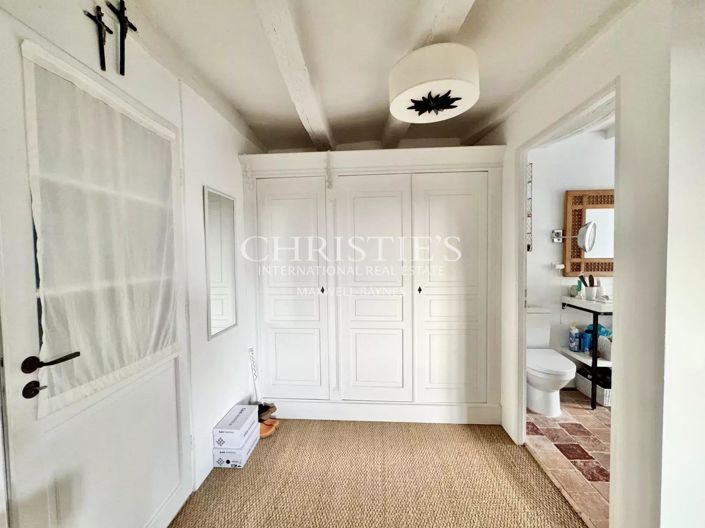 Image No.15-4 Bed House for sale