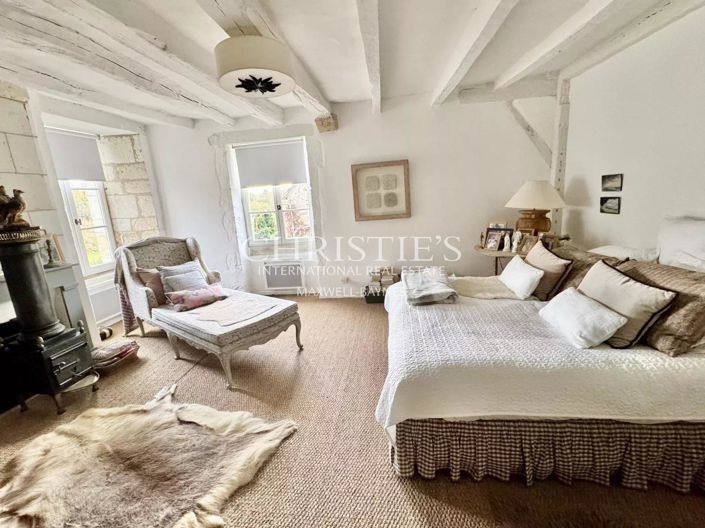 Image No.2-4 Bed House for sale