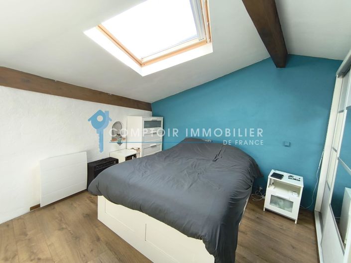 Image No.8-4 Bed House for sale