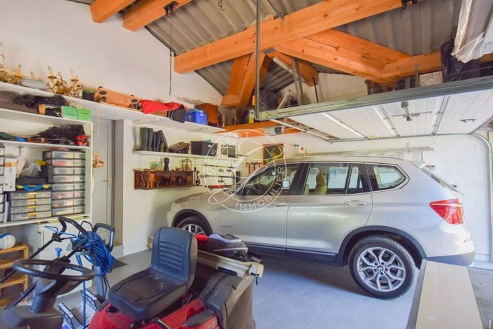 Image No.25-3 Bed House for sale