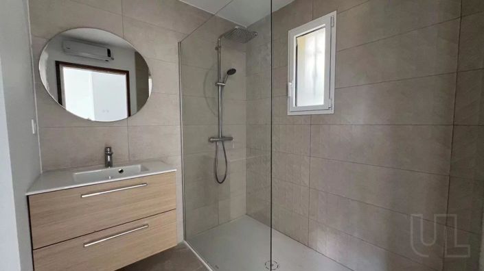 Image No.5-2 Bed House for sale