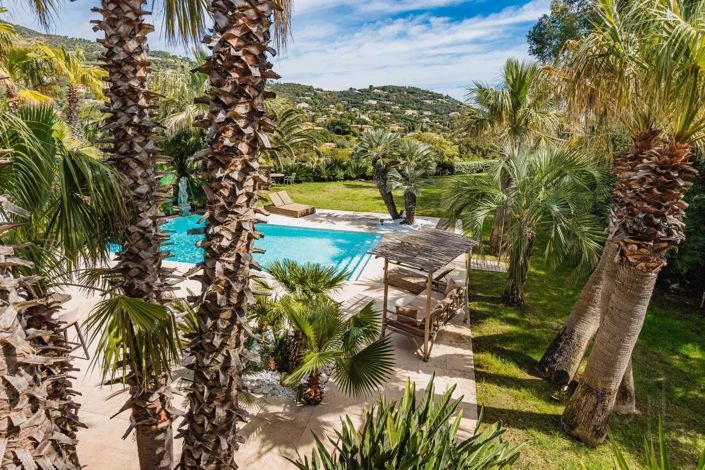 Image No.6-5 Bed House for sale