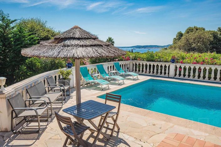 Image No.2-4 Bed House for sale