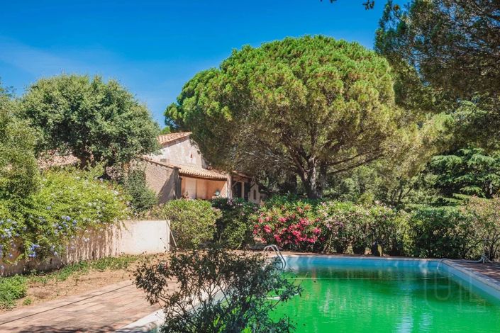 Image No.3-Maison de 5 chambres à vendre à Grimaud