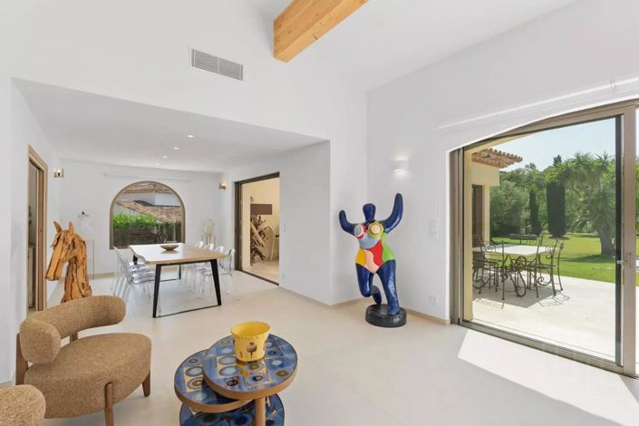 Image No.6-Maison de 5 chambres à vendre à Grimaud