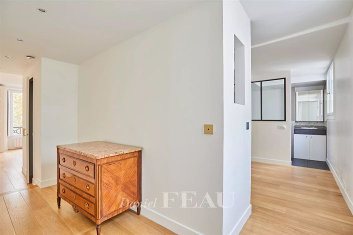 Image No.10-1 Bed Apartment for sale