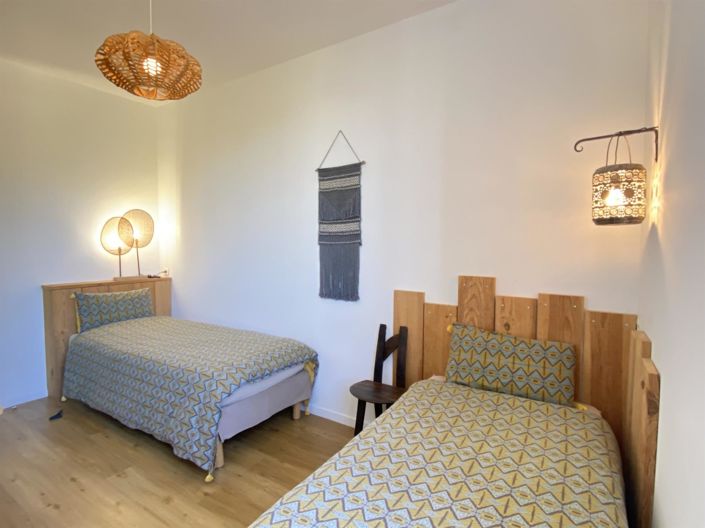 Image No.23-26 Bed Property for sale