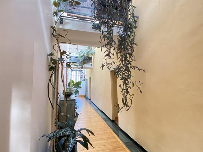 Image No.26-26 Bed Property for sale