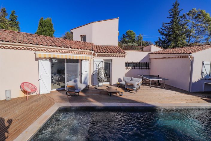 Image No.8-4 Bed House for sale