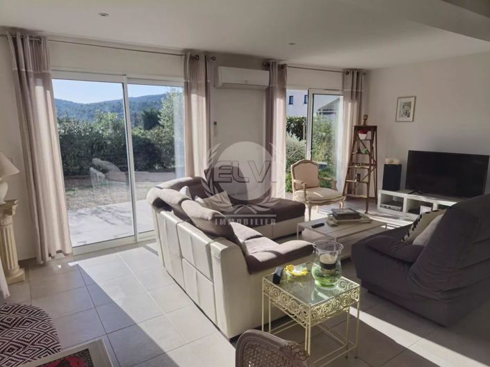 Image No.21-3 Bed House for sale