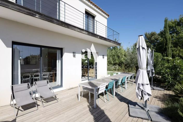 Image No.20-3 Bed House for sale