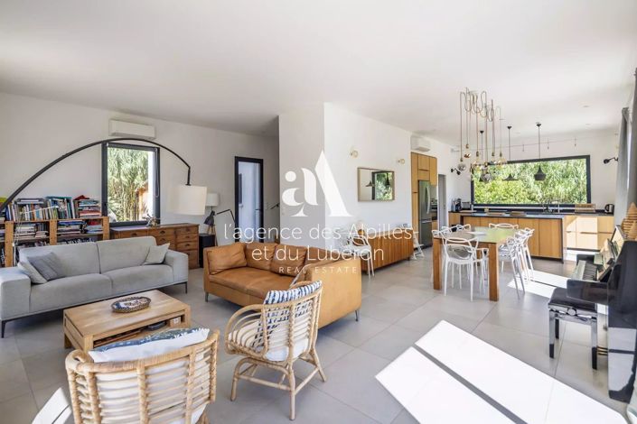 Image No.4-3 Bed House for sale