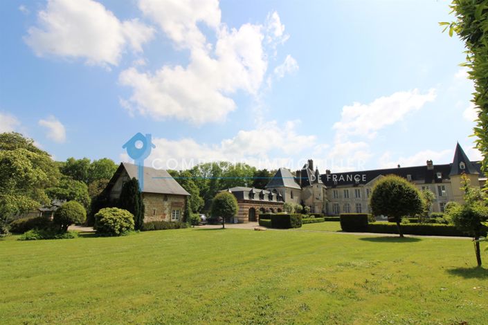 Image No.8-20 Bed Property for sale