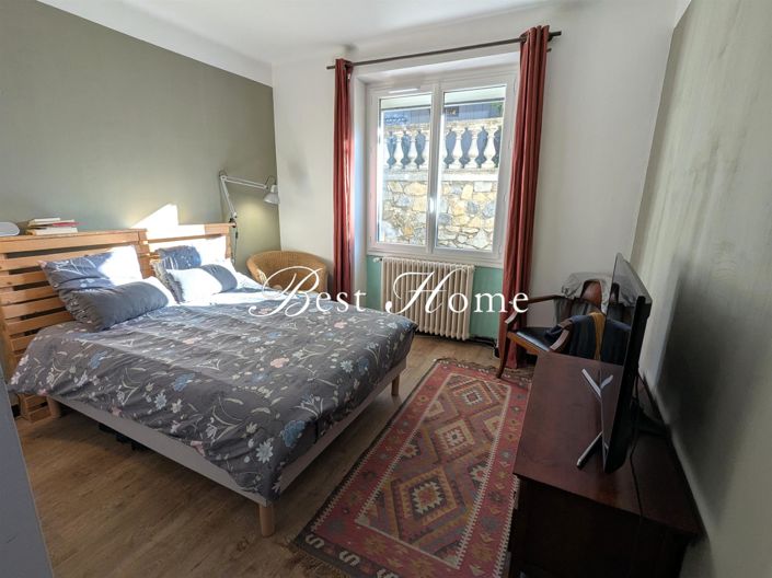 Image No.5-Maison de 4 chambres à vendre à Nîmes