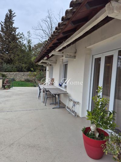 Image No.6-Maison de 4 chambres à vendre à Nîmes