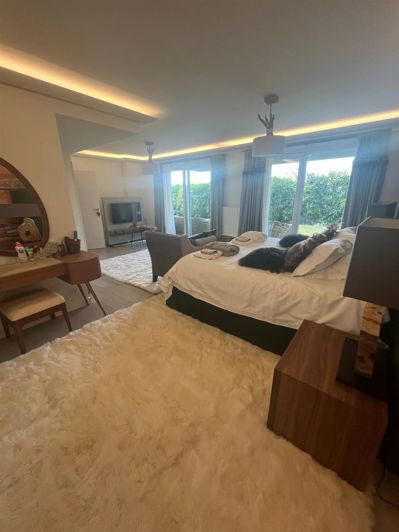 Image No.12-3 Bed House for sale