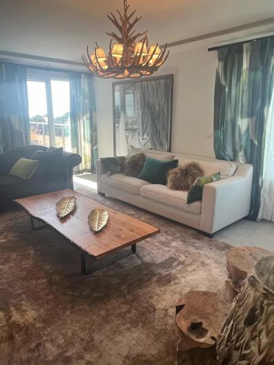 Image No.6-2 Bed House for sale