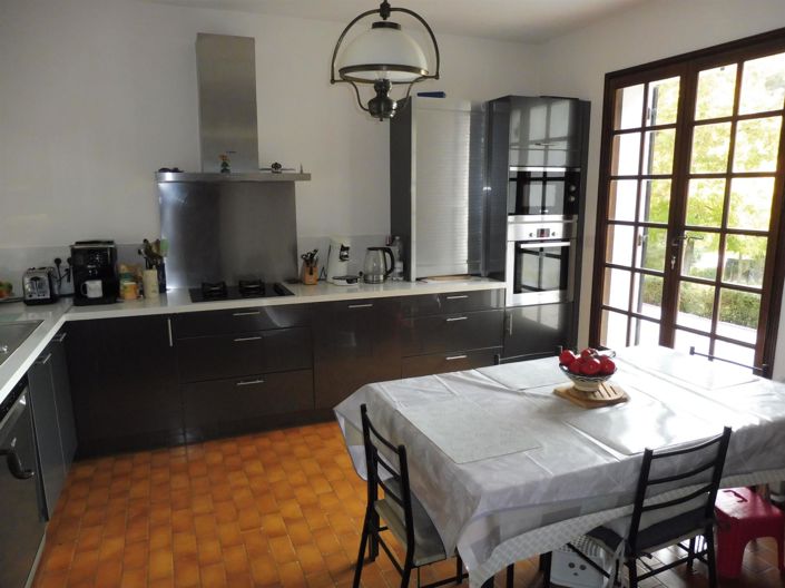 Image No.13-5 Bed House for sale