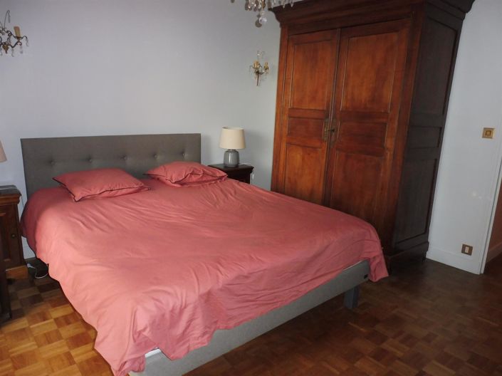 Image No.15-5 Bed House for sale