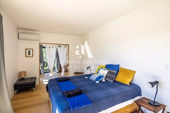 Image No.12-3 Bed House for sale