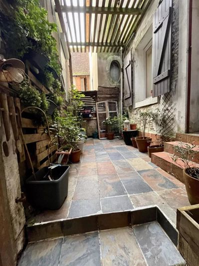 Image No.2-3 Bed House for sale