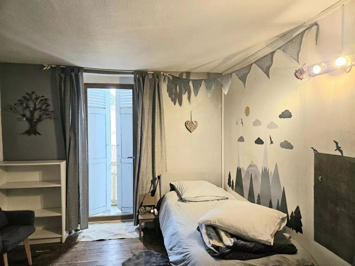 Image No.8-3 Bed Apartment for sale