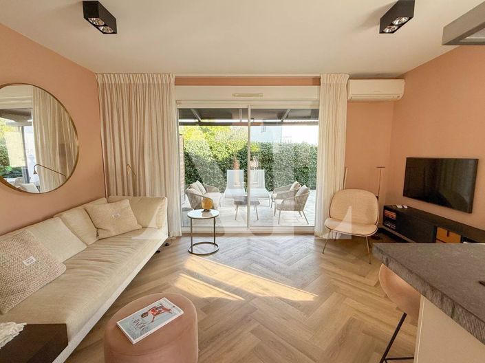 Image No.3-1 Bed House for sale