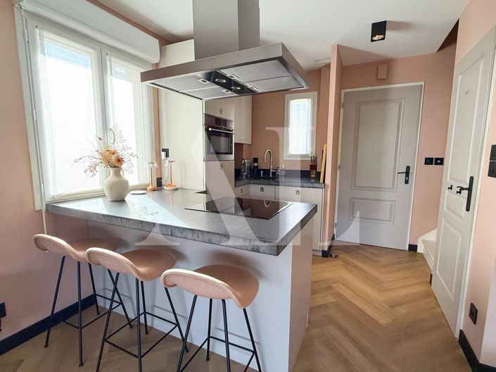 Image No.5-1 Bed House for sale