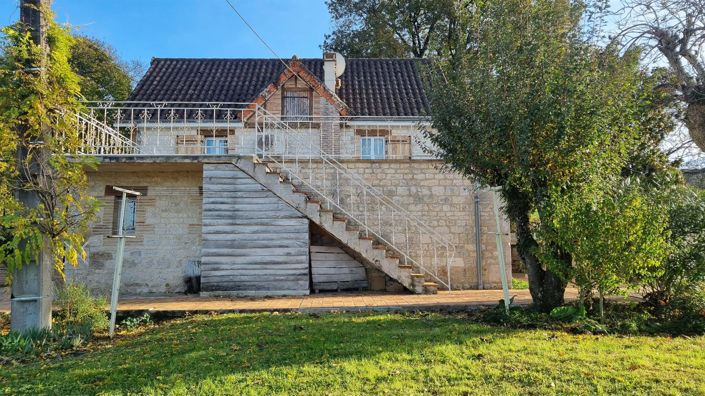 Image No.2-4 Bed House for sale