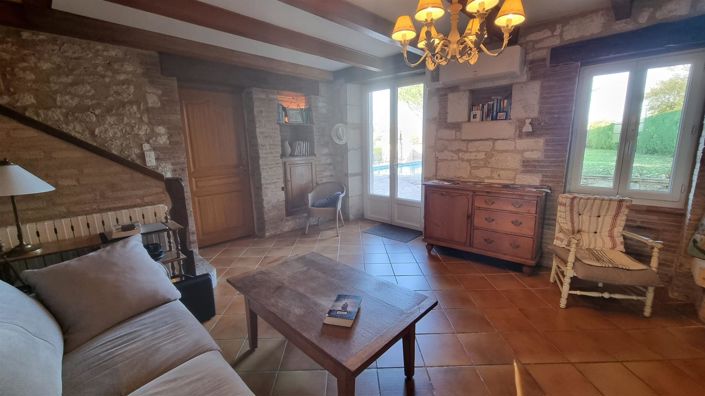 Image No.22-4 Bed House for sale