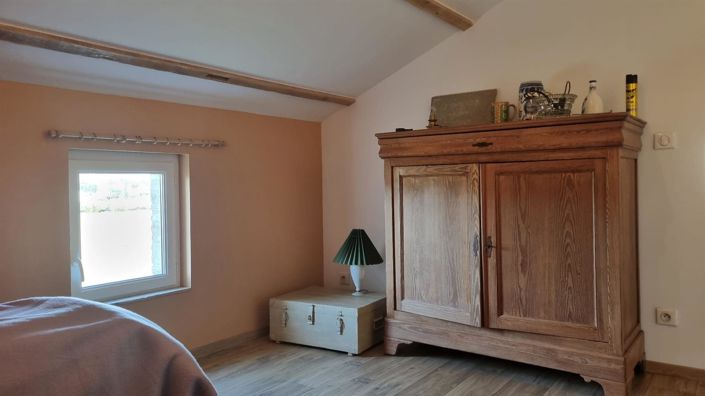 Image No.29-4 Bed House for sale