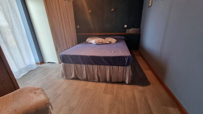 Image No.46-4 Bed House for sale