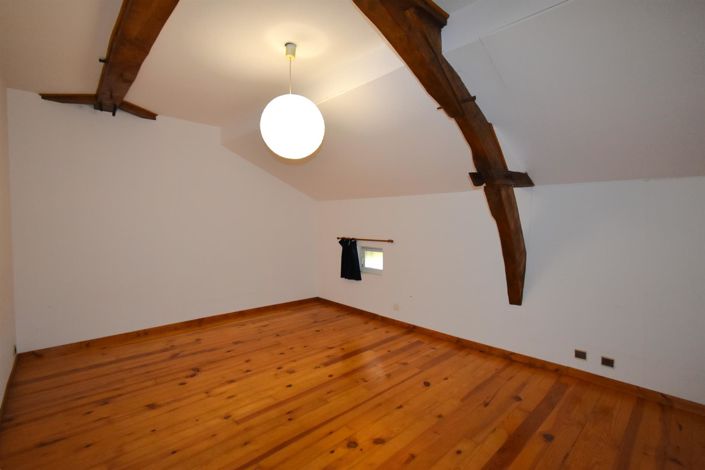 Image No.18-6 Bed House for sale