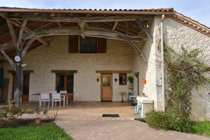 Image No.3-6 Bed House for sale